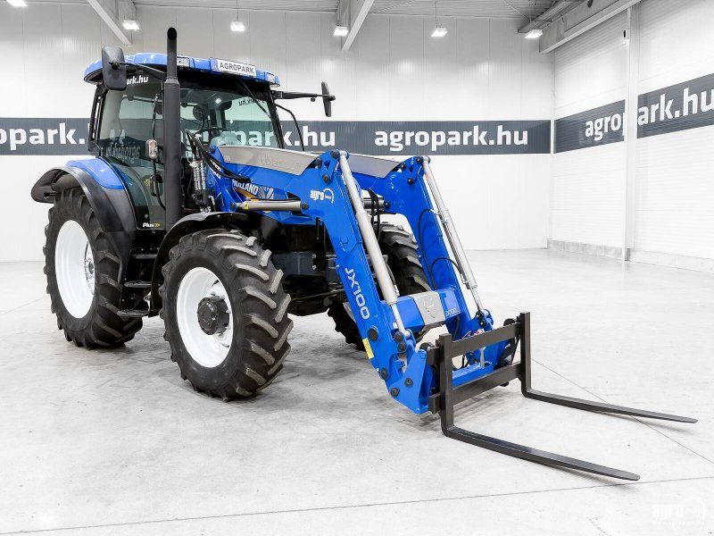 New Holland T6010 Plus , Powershift, frontloader, front axle suspensi