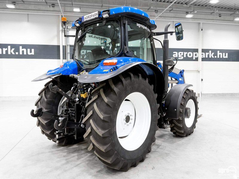 New Holland T6010 Plus , Powershift, frontloader, front axle suspensi