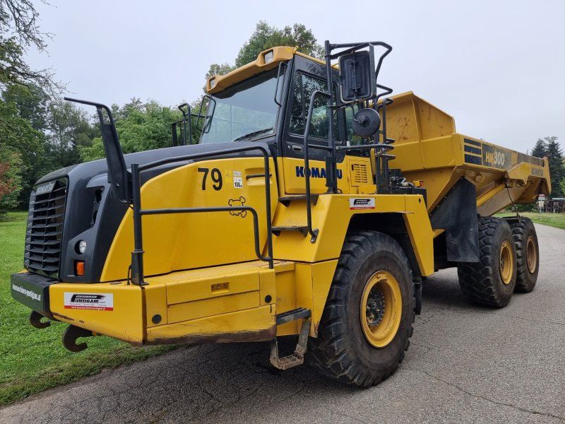 Komatsu HM 300-5EO