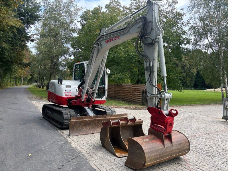Takeuchi TB 290
