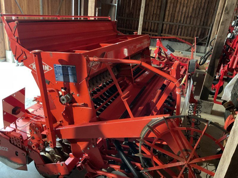 Kuhn HRB 302 / Integra