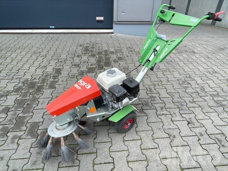 Agria 8100
