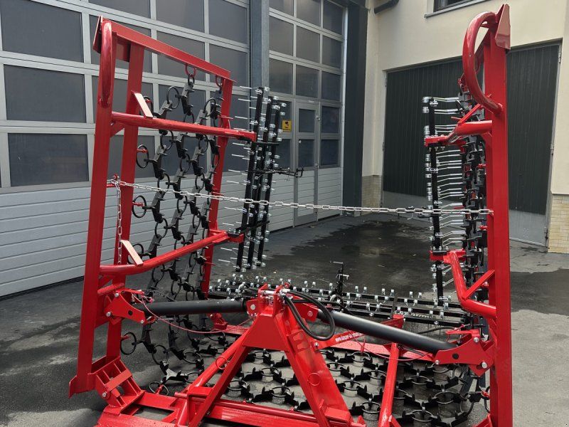 Stekro Wiesenschleppe 6,00 m breit mit Striegel