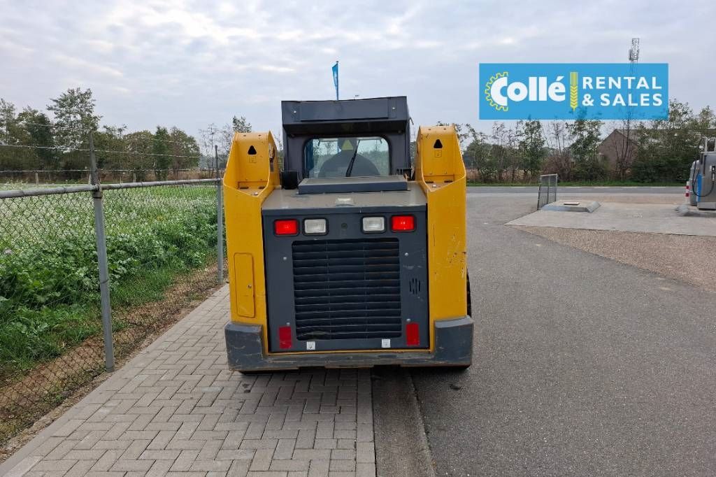 Gehl RT215 | 2018