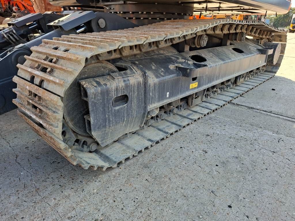 Develon DX 225 LC-7