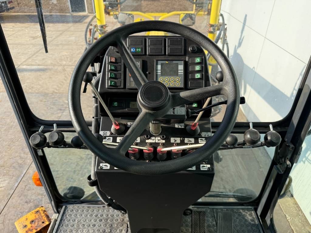 HBM BG110T-5 - Front Blade + Ripper / TRIMBLE AS400
