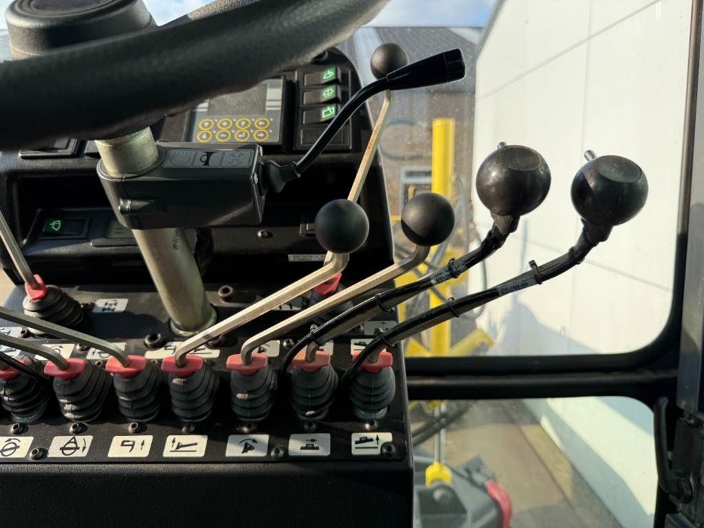 HBM BG110T-5 - Front Blade + Ripper / TRIMBLE AS400