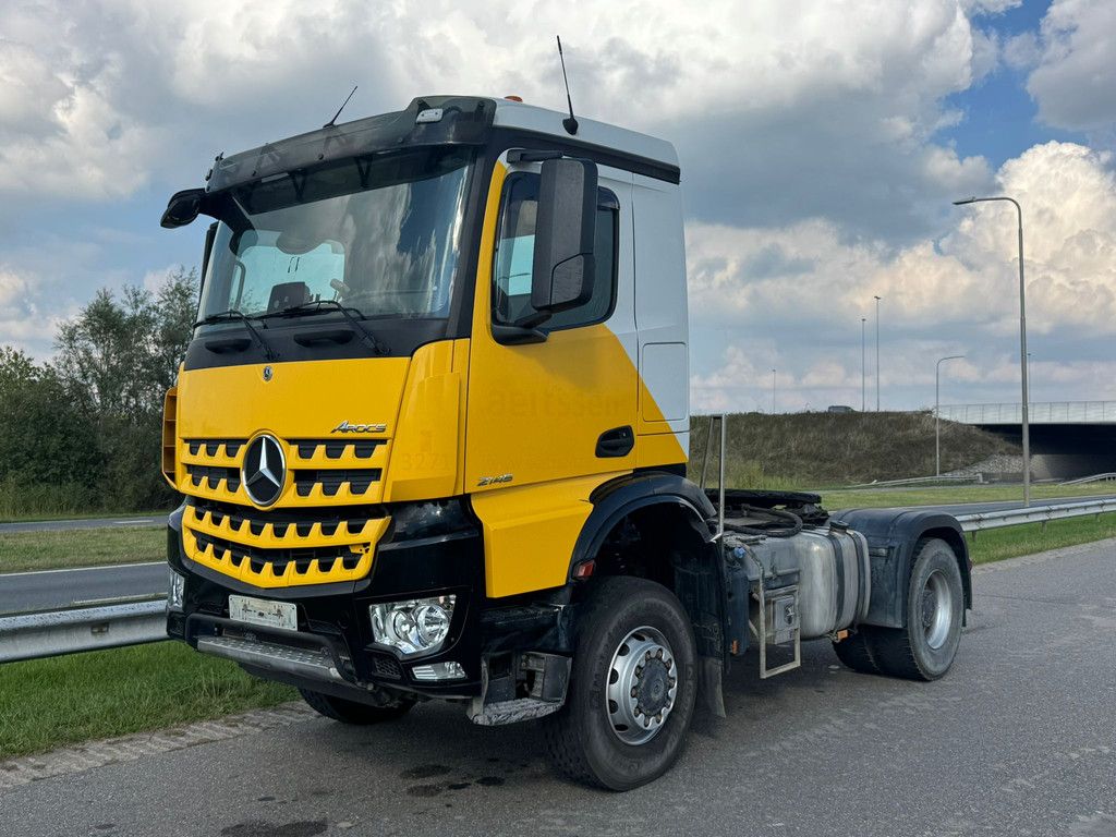 MERCEDES AROCS 2045 4x4