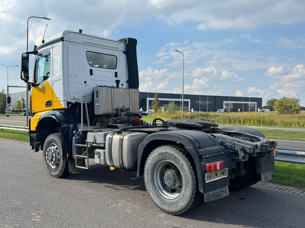 MERCEDES AROCS 2045 4x4
