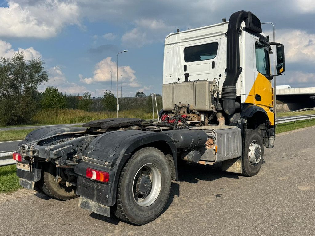 MERCEDES AROCS 2045 4x4