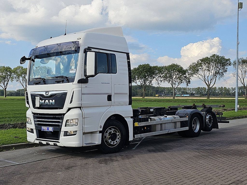 M.A.N. 26.500 TGX