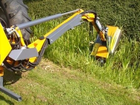 Ferri TD 37 roadside mower