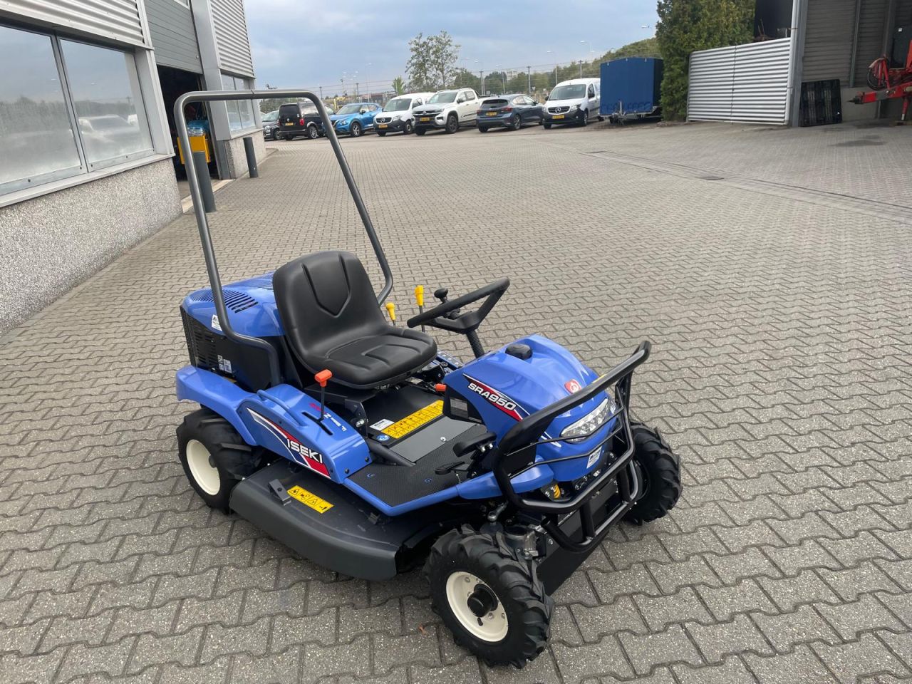 Iseki SRA950FA Ride on Bush Cutter - ruw terrein zitmaaier
