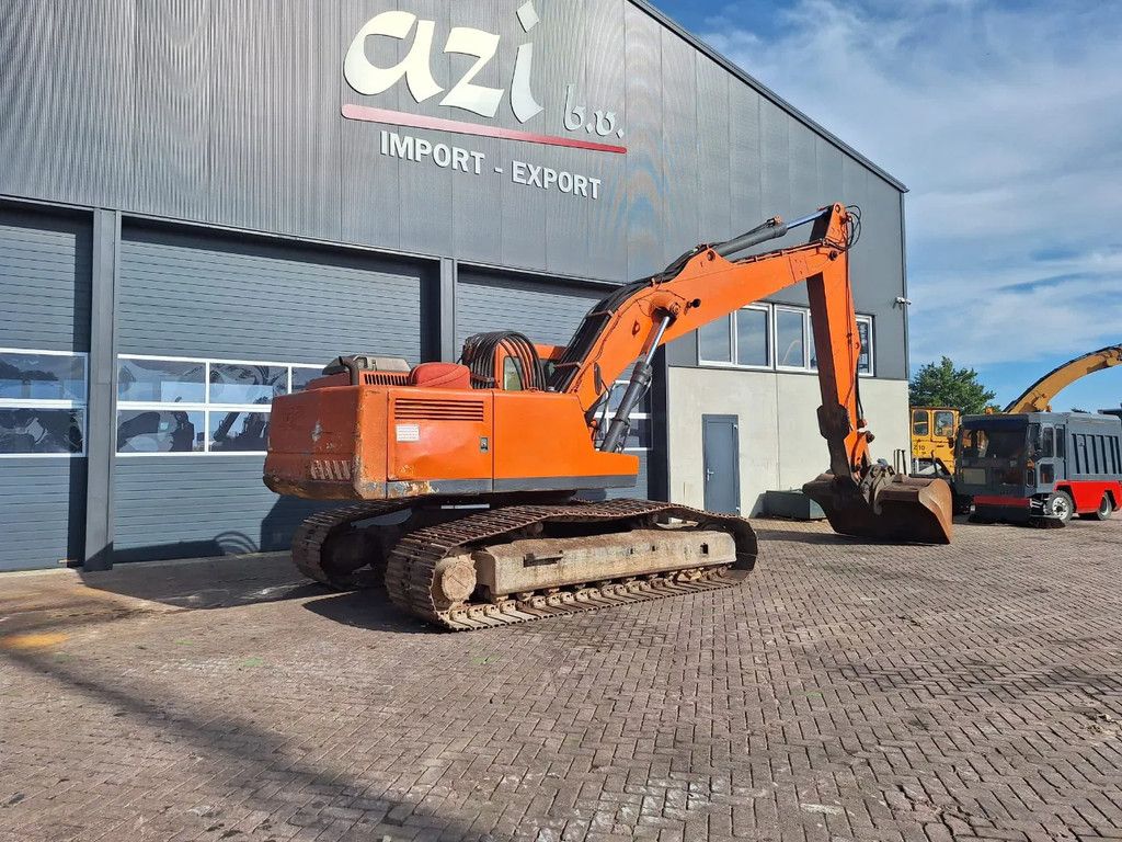 Liebherr R932