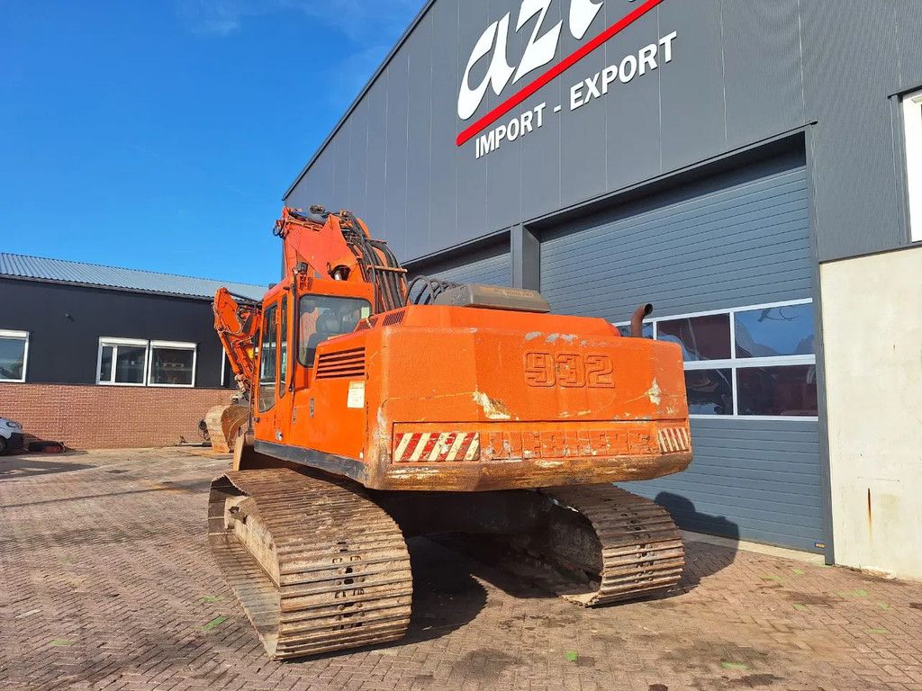 Liebherr R932