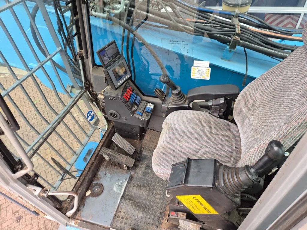 Fuchs MHL454