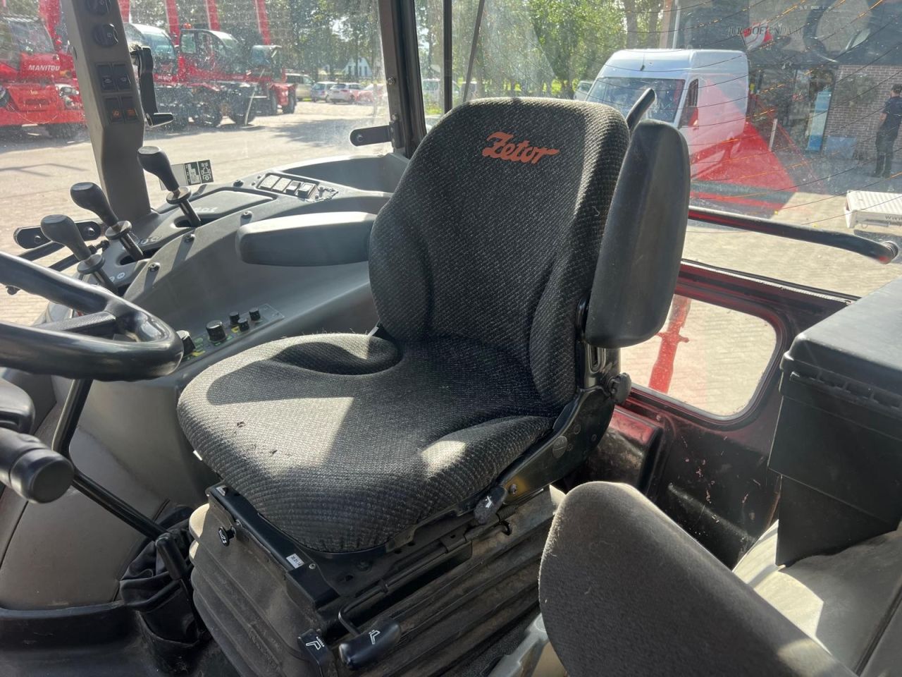 Gebrauchter ZETOR 8541 Proxima plus Traktor mit 85 PK