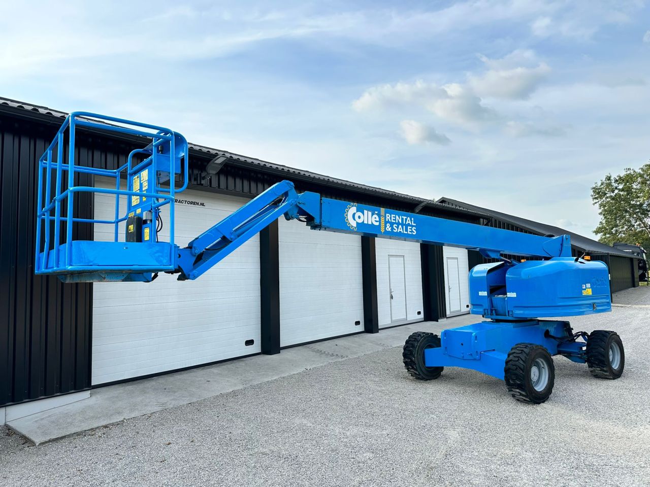 TE KOOP: zeer nette GENIE S45 hoogwerker