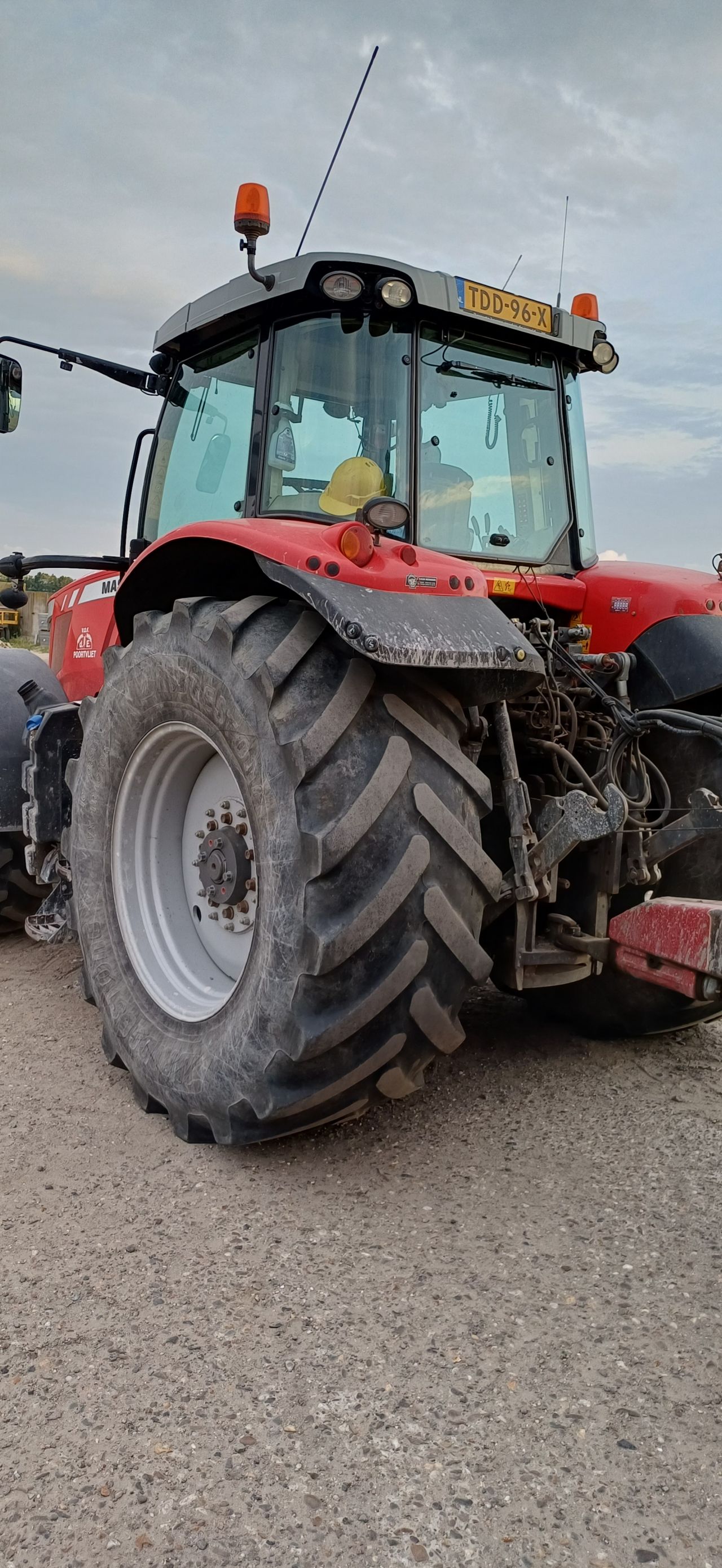 Massey ferguson 7619