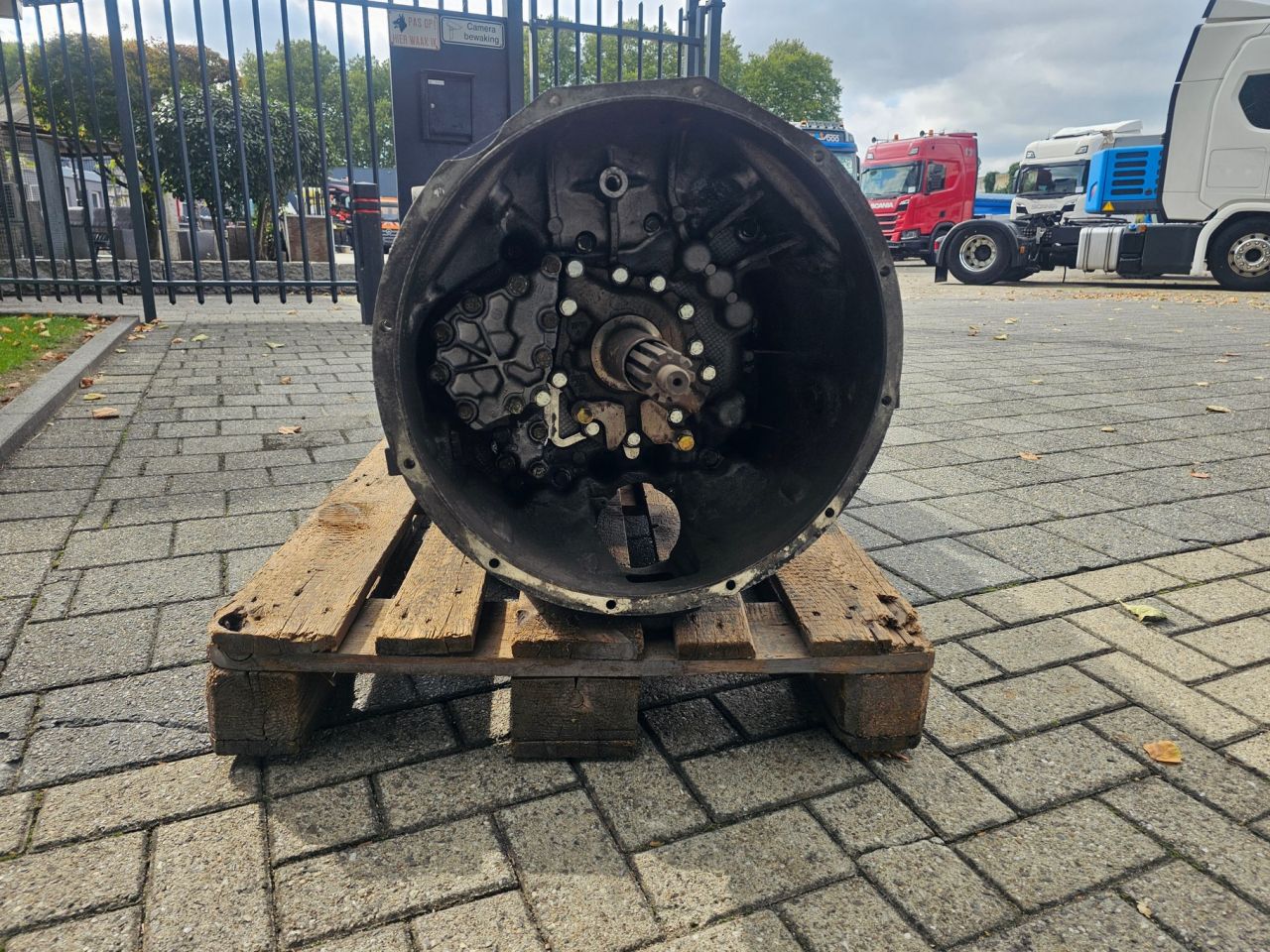 ZF 16 S 2221TD Met Intarder