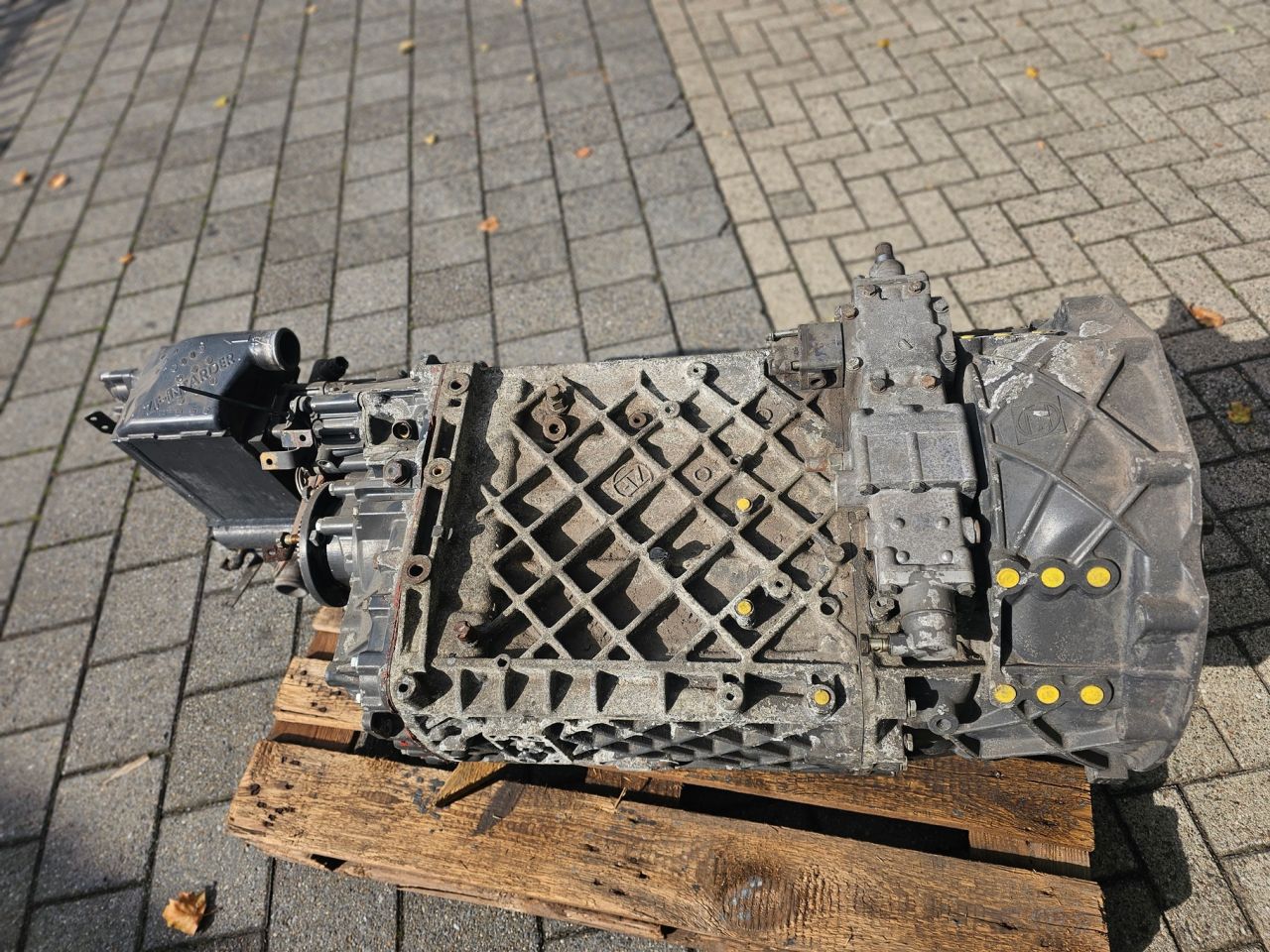 ZF 16 S 2221TD Met Intarder