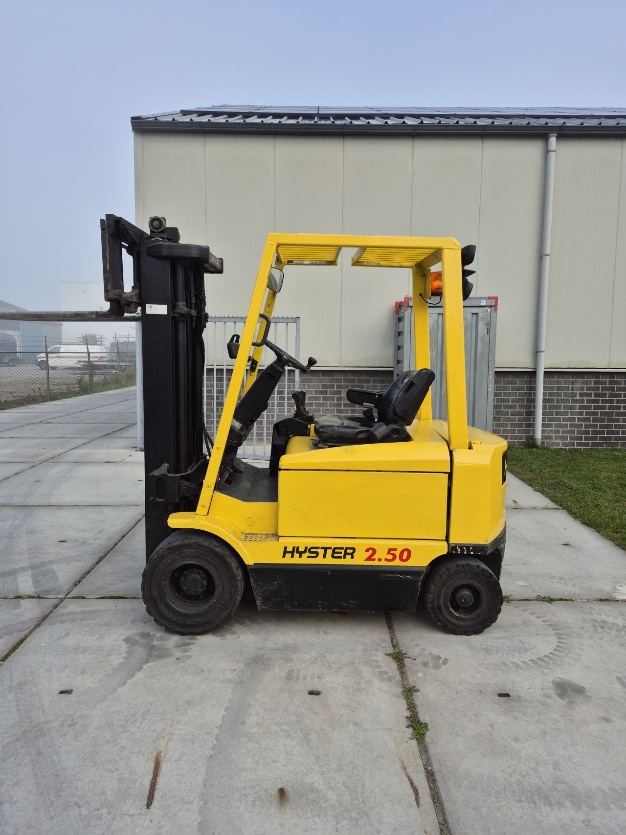 Hyster E2.50XM triplex sideshift 4.940 mm