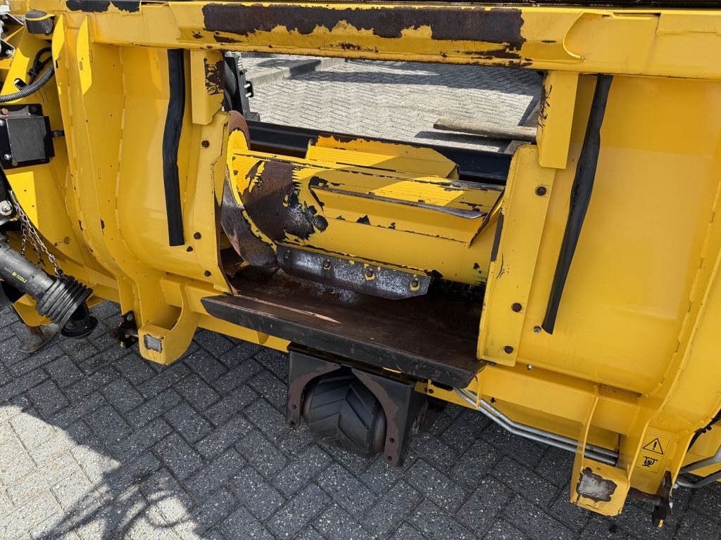 New Holland 300FPE Gras Pickup