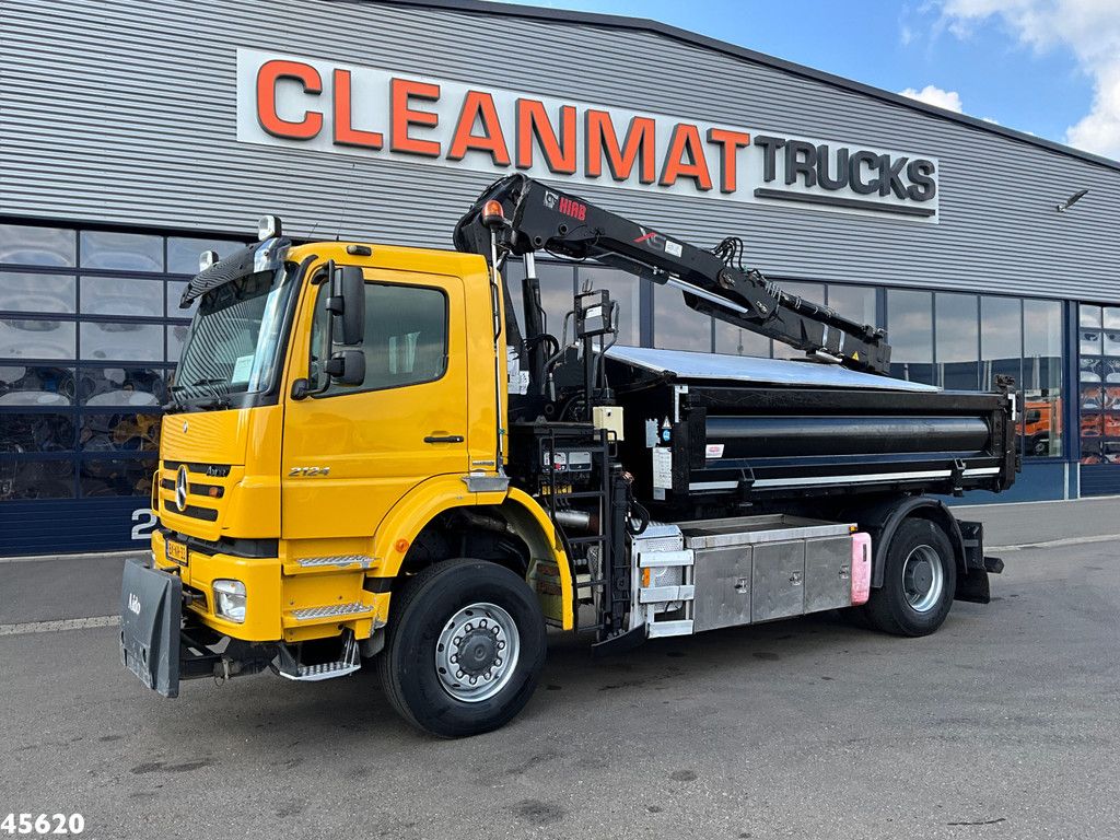 Mercedes-Benz Axor 2124 AK 4x4 Hiab 12 Tonmeter laadkraan Just 208.719 km!