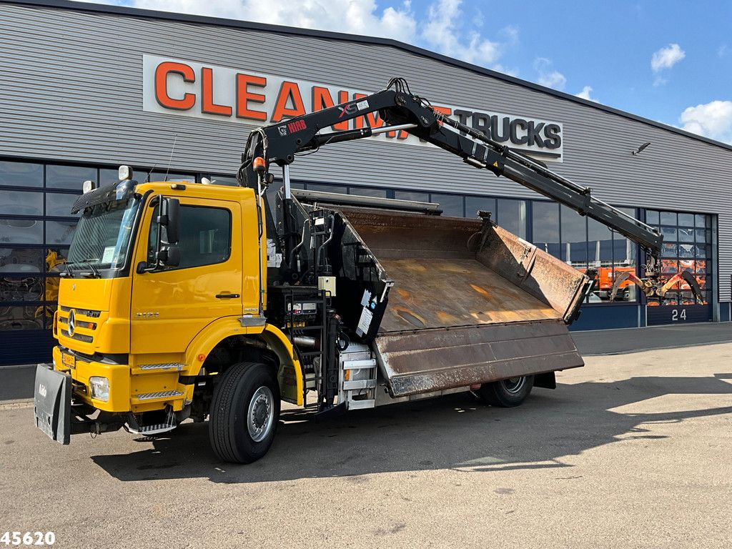 Mercedes-Benz Axor 2124 AK 4x4 Hiab 12 Tonmeter laadkraan Just 208.719 km!