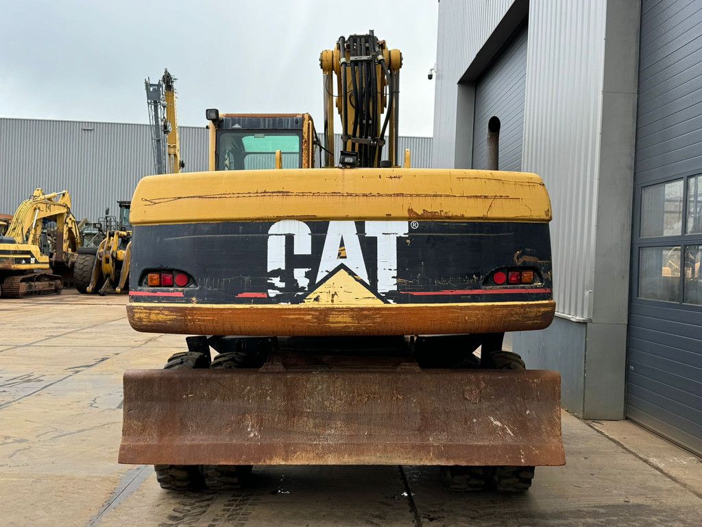 Caterpillar M322C - Hydraulic stabilizers / VA Triple boom / CE-certified,