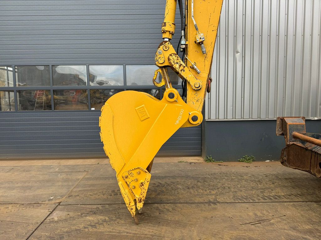 Caterpillar M322C - Hydraulic stabilizers / VA Triple boom / CE-certified,