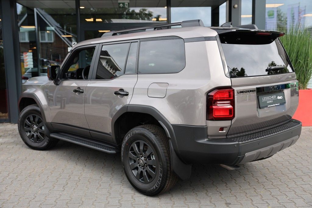 Toyota Landcruiser 250 2.8 D-4D 5DRS ELEGANCE A/T VAN BPM VRIJ