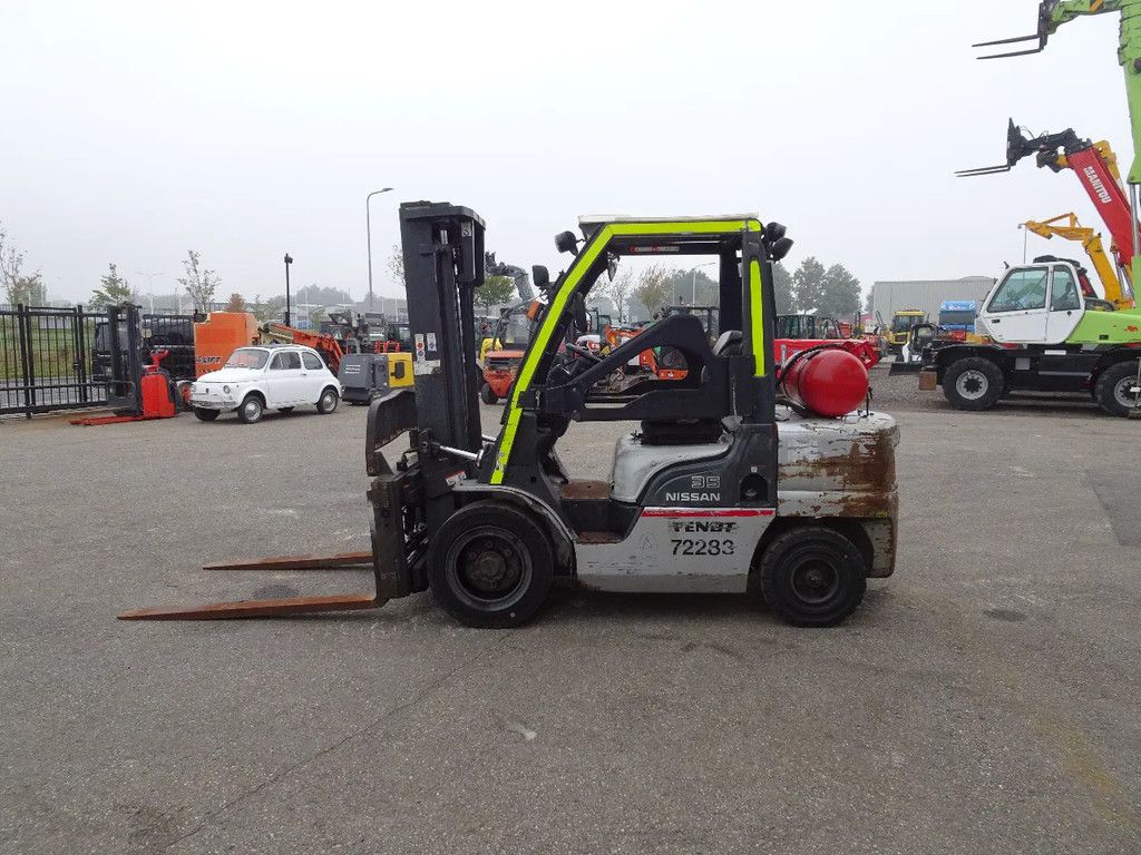 Nissan UGL02A35DU 35DU