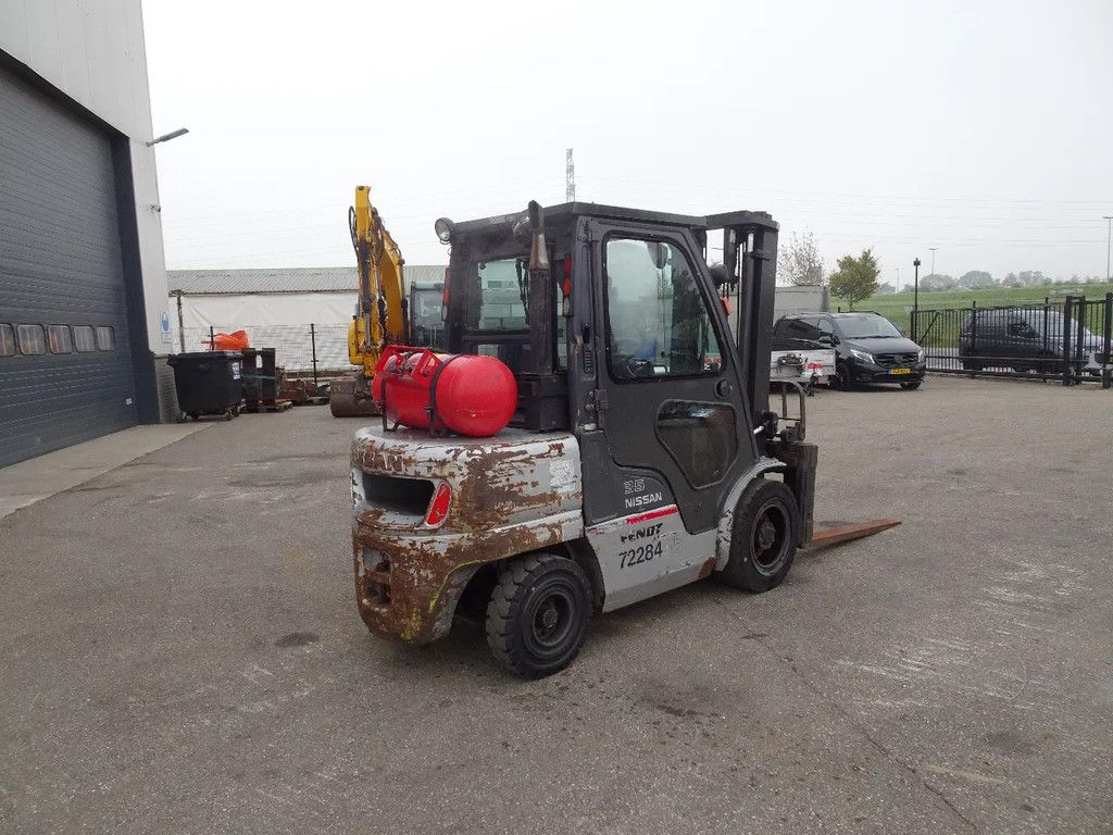 Nissan UGL02A35DU 35DU