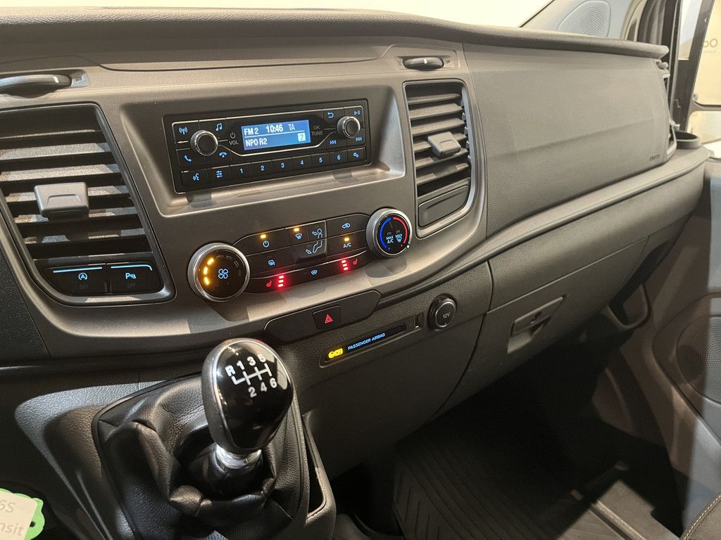 Ford Transit Custom 340 2.0 TDCI L2H1 Trend 130 PK Servicebus / Sortimo Inrichting / Euro 6 / Airco / Cruise Control / Trekhaak / PDC