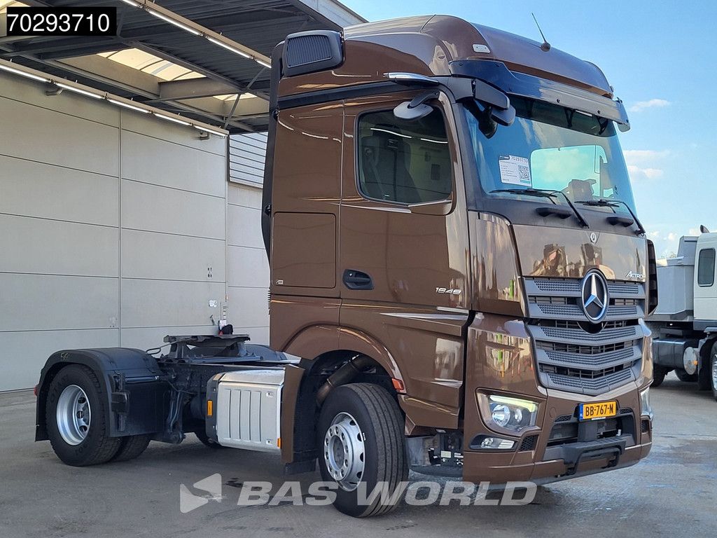 Mercedes Actros 1848 4X2 NL-Truck BigSpace Retarder 2x Tanks Standairco MirrorCam Navi ACC Euro 6