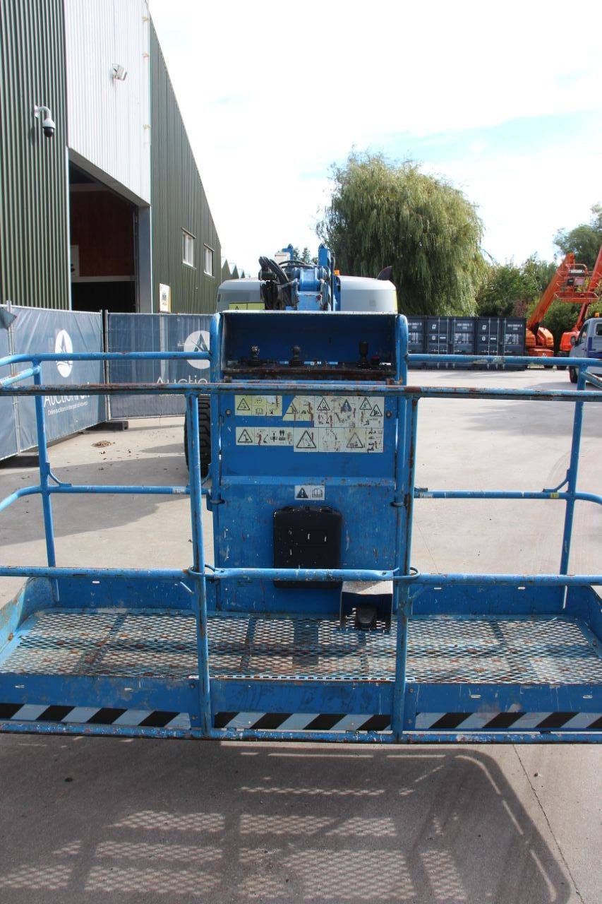 Knikarmhoogwerker Genie Z-62/40 Diesel 21m 2016