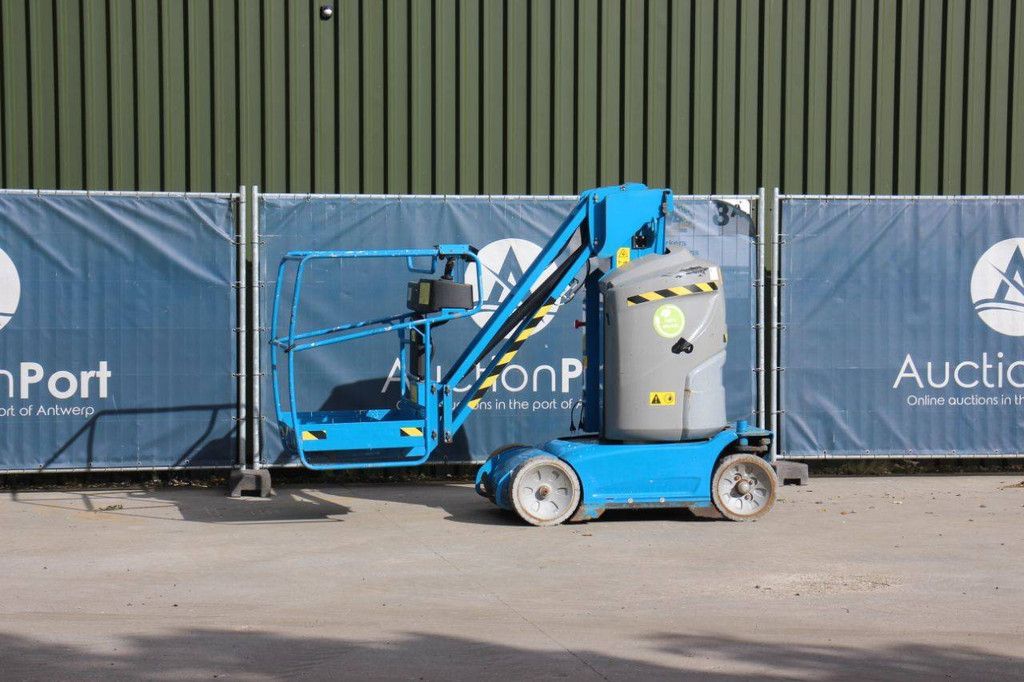 Genie GR26J Electric Mast Lift 10m 2015