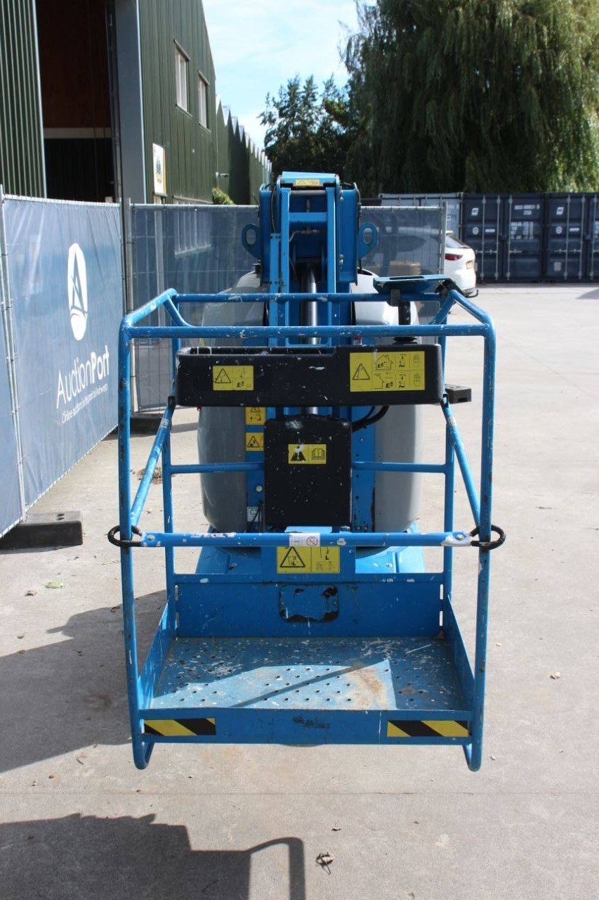 Genie GR26J Electric Mast Lift 10m 2015