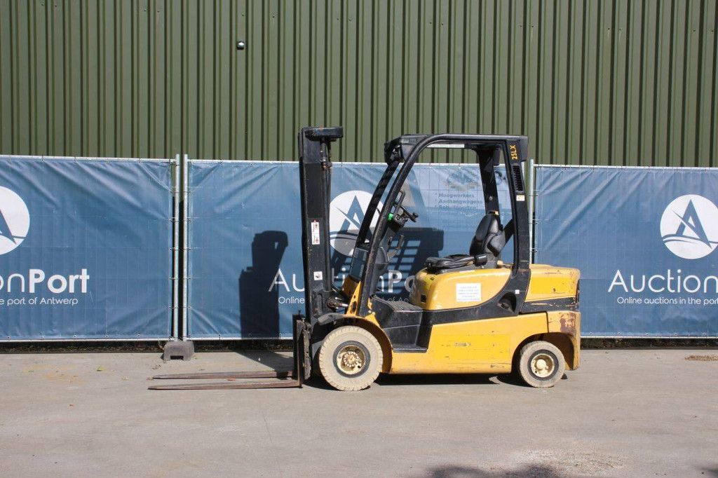 Gabelstapler Yale GDP25LX Diesel 2120kg 4,77m 2015