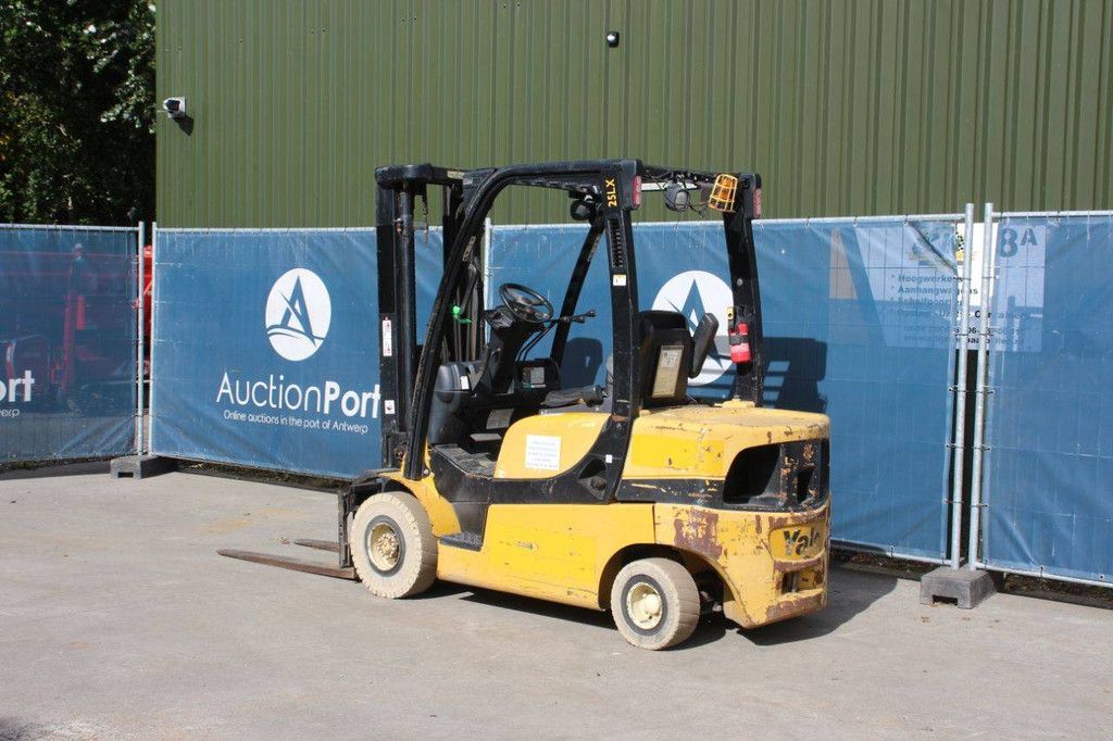Gabelstapler Yale GDP25LX Diesel 2120kg 4,77m 2015