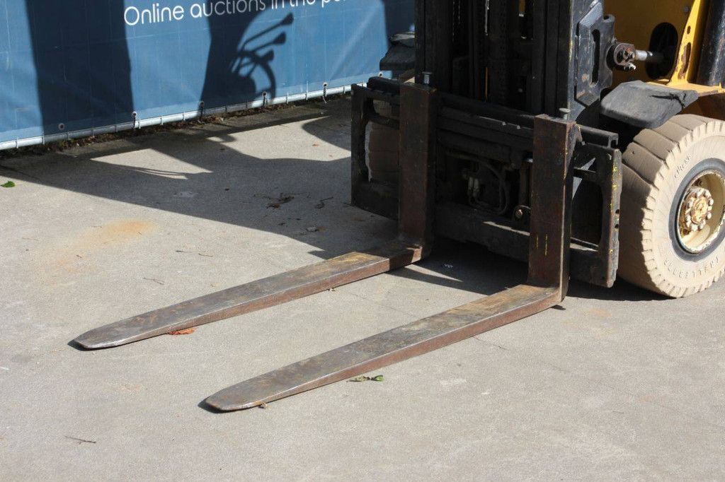 Gabelstapler Yale GDP25LX Diesel 2120kg 4,77m 2015