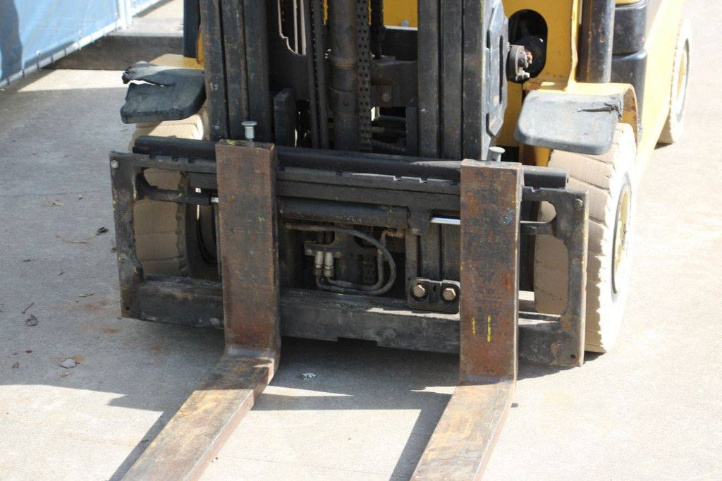 Gabelstapler Yale GDP25LX Diesel 2120kg 4,77m 2015