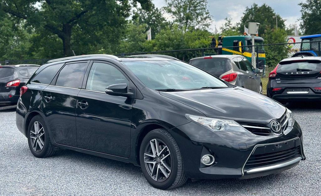 Toyota Auris Touring Sports 2.0 D (Margin)