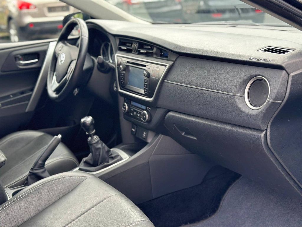 Toyota Auris Touring Sports 2.0 D (Margin)