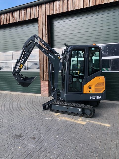 Hyundai HX 19A