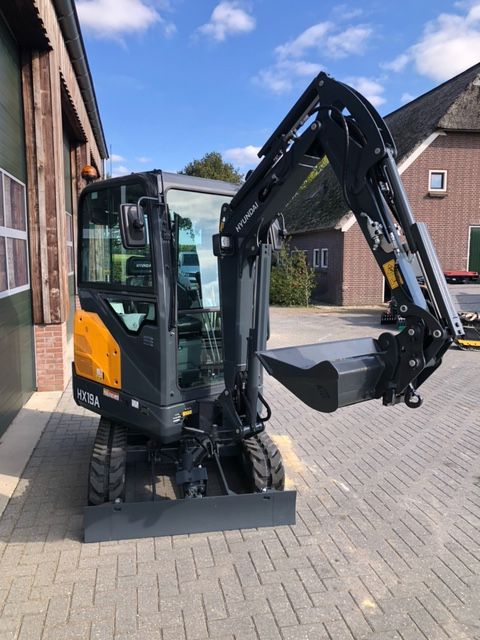 Hyundai HX 19A