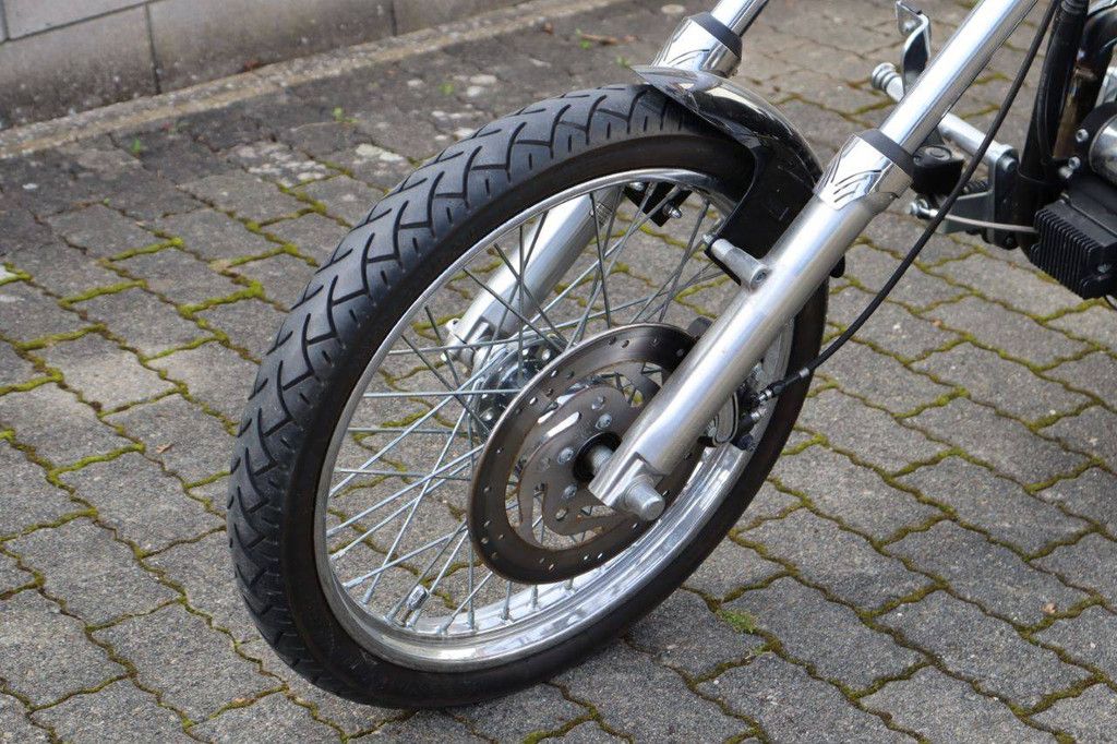 Motorrad Harley-Davidson Softtail FXSTB Chopper Benzin 46kW 2000