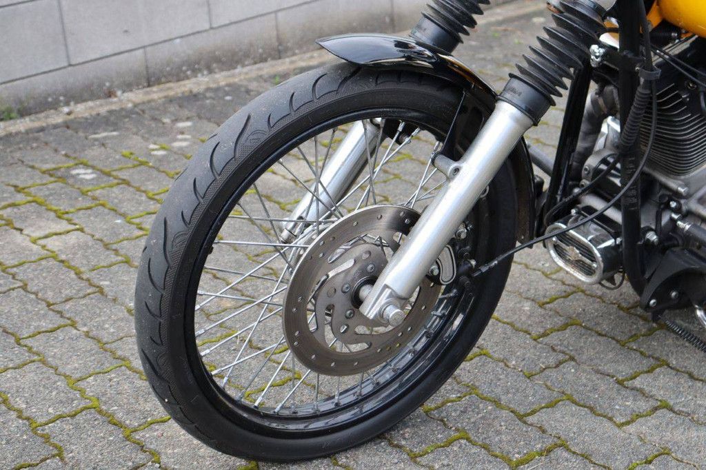 Motorrad Harley-Davidson Softtail FXSTB Benzin 47kW 2001