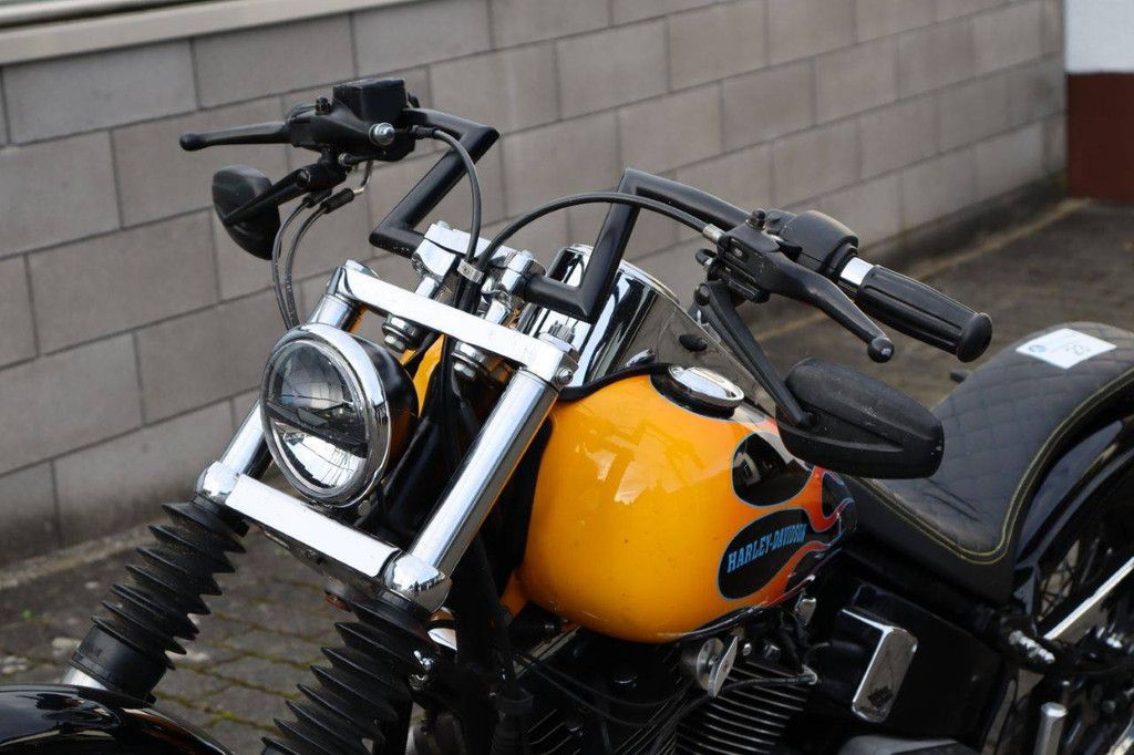 Motorrad Harley-Davidson Softtail FXSTB Benzin 47kW 2001